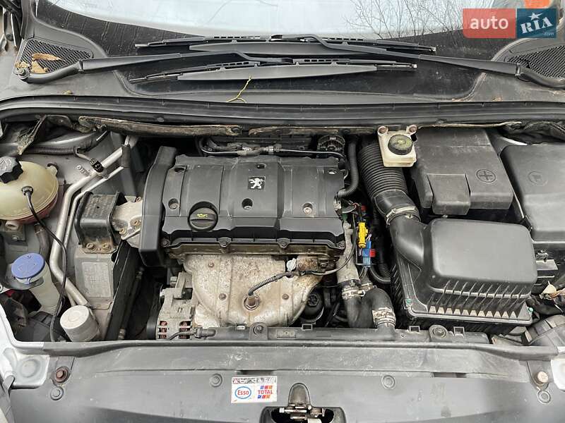 Хэтчбек Peugeot 307 2003 в Кривом Роге