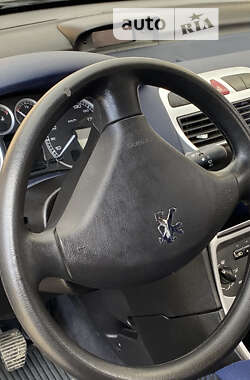 Хетчбек Peugeot 307 2003 в Ладижині