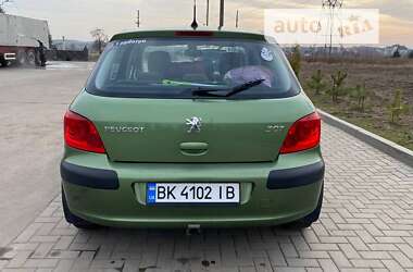 Хетчбек Peugeot 307 2006 в Рівному