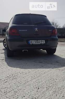 Хетчбек Peugeot 307 2003 в Ставище