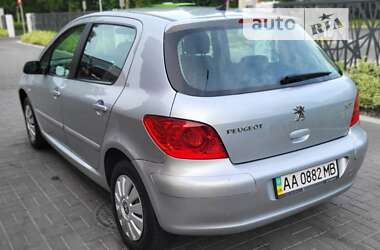 Хетчбек Peugeot 307 2006 в Черкасах