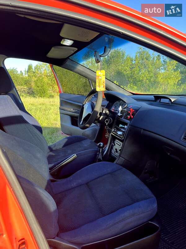 Хэтчбек Peugeot 307 2002 в Шостке