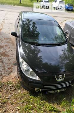 Хэтчбек Peugeot 307 2007 в Богуславе