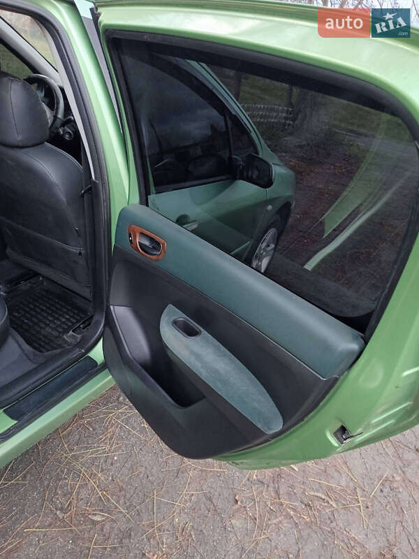 Хетчбек Peugeot 307 2003 в Ніжині