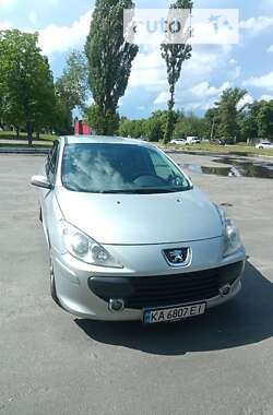 Хэтчбек Peugeot 307 2008 в Киеве