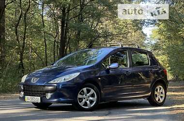 Хэтчбек Peugeot 307 2005 в Киеве