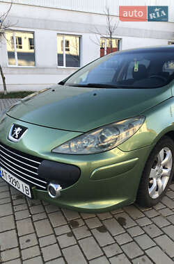 Хэтчбек Peugeot 307 2006 в 