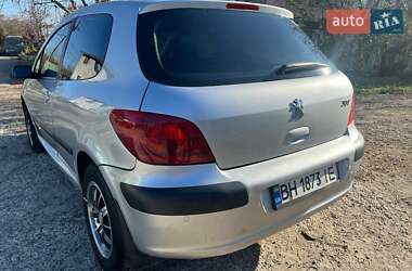 Хетчбек Peugeot 307 2004 в Чорноморську