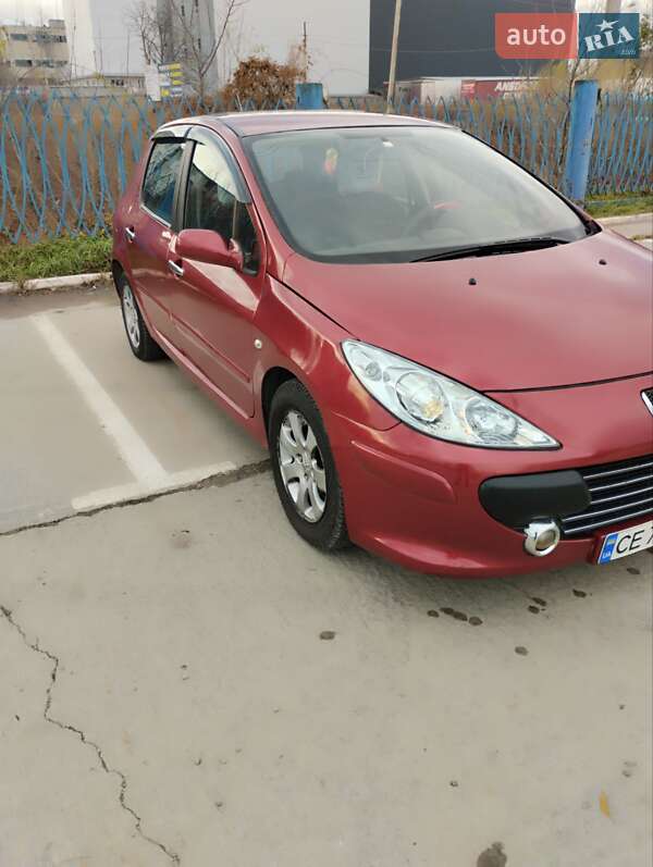 Хэтчбек Peugeot 307 2006 в Черновцах
