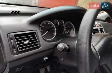 Хетчбек Peugeot 307 2002 в 