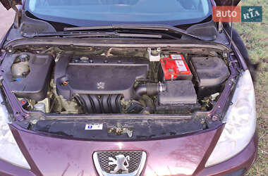 Хэтчбек Peugeot 307 2006 в 