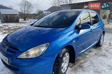 Хетчбек Peugeot 307 2004 в Косові