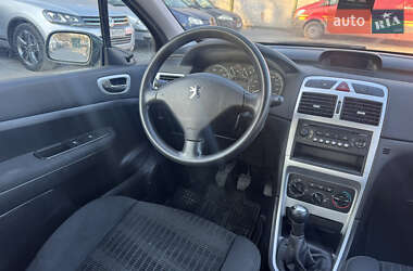 Хэтчбек Peugeot 307 2006 в Бердичеве