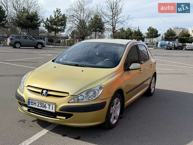 Хетчбек Peugeot 307 2003 в 