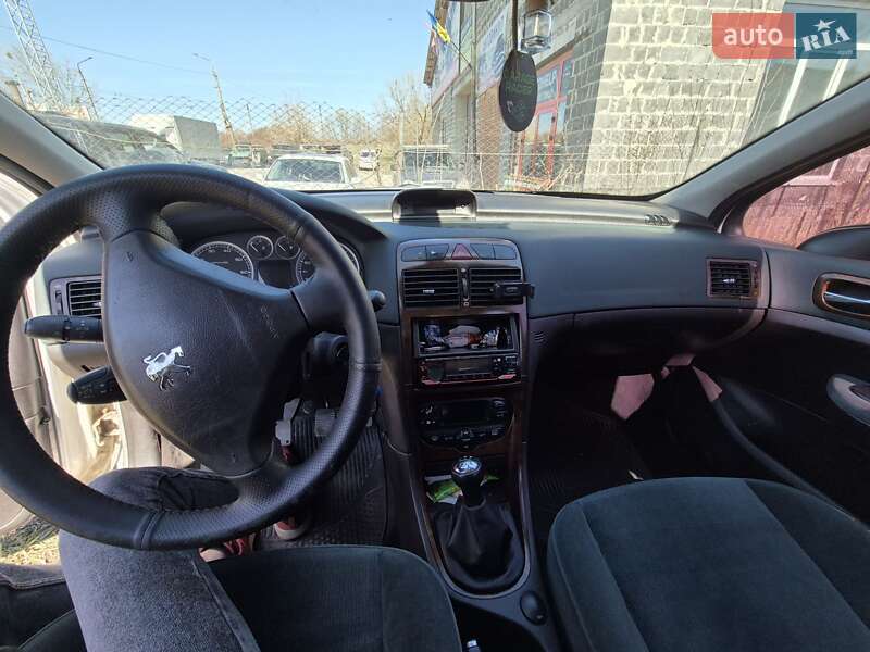 Хэтчбек Peugeot 307 2003 в Виннице