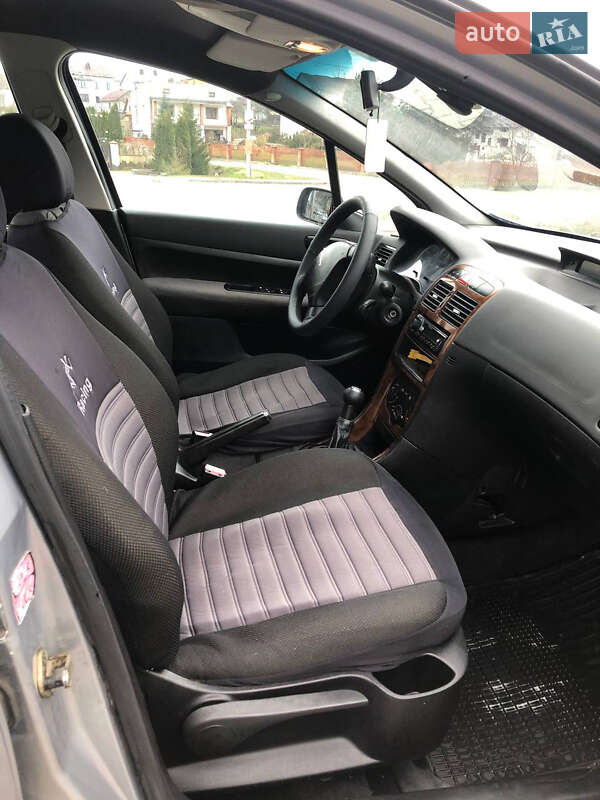 Хетчбек Peugeot 307 2002 в Львові