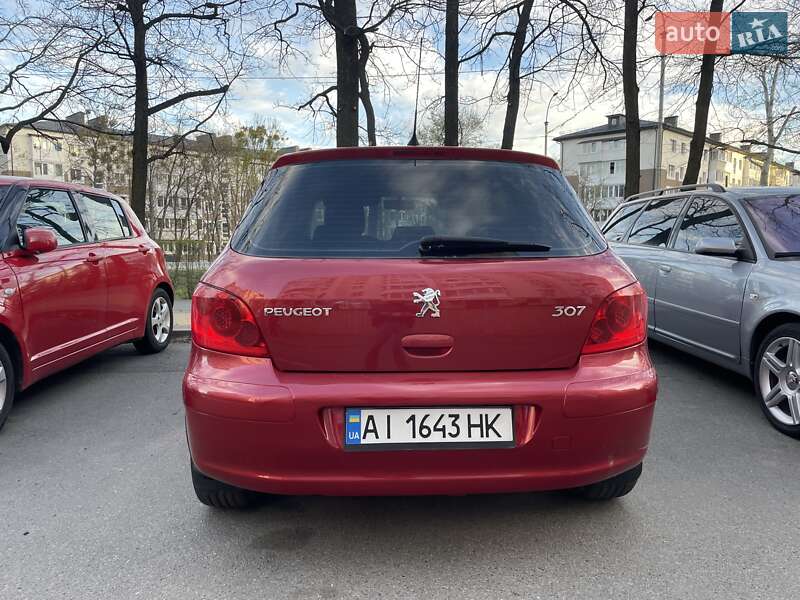 Хэтчбек Peugeot 307 2006 в Буче