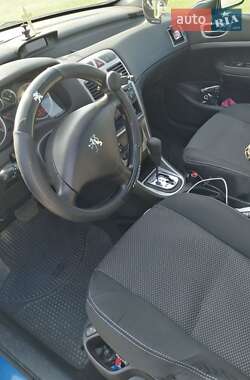 Универсал Peugeot 307 2004 в 
