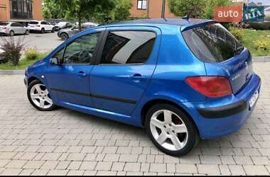 Хэтчбек Peugeot 307 2003 в 