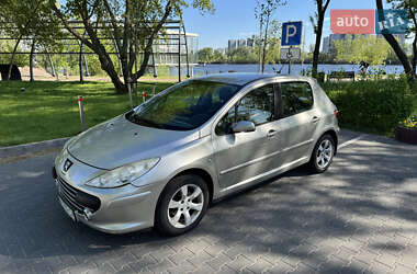 Хэтчбек Peugeot 307 2007 в Киеве