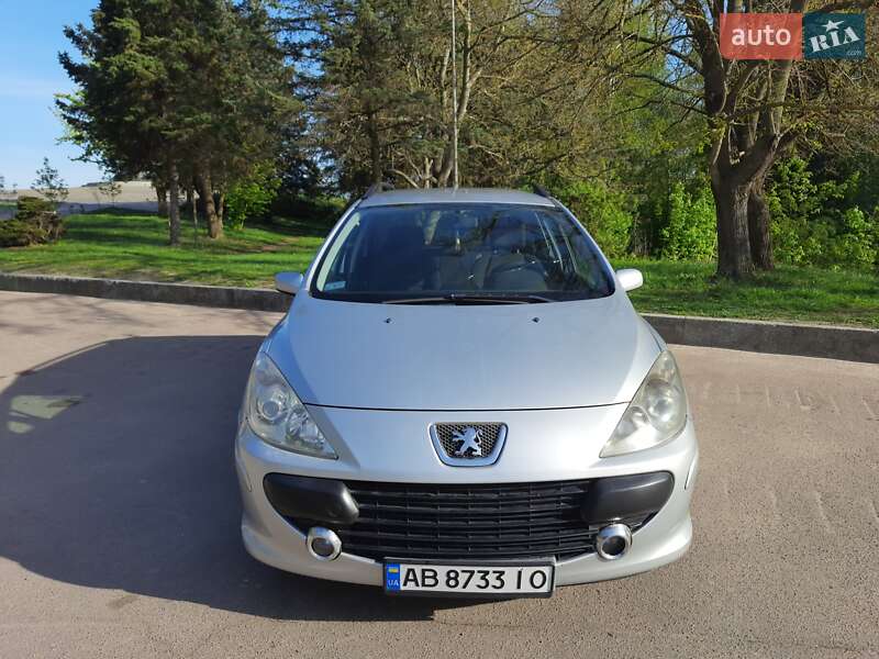 Универсал Peugeot 307 2006 в Баре