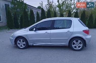 Хэтчбек Peugeot 307 2003 в 