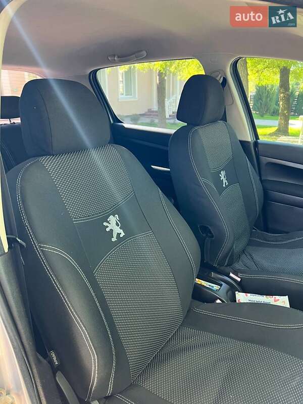 Хетчбек Peugeot 307 2002 в Івано-Франківську