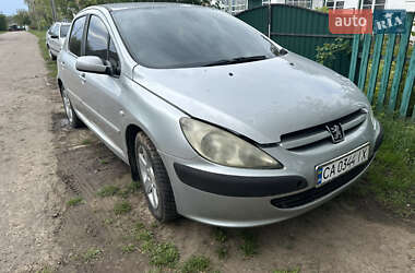 Хэтчбек Peugeot 307 2004 в 
