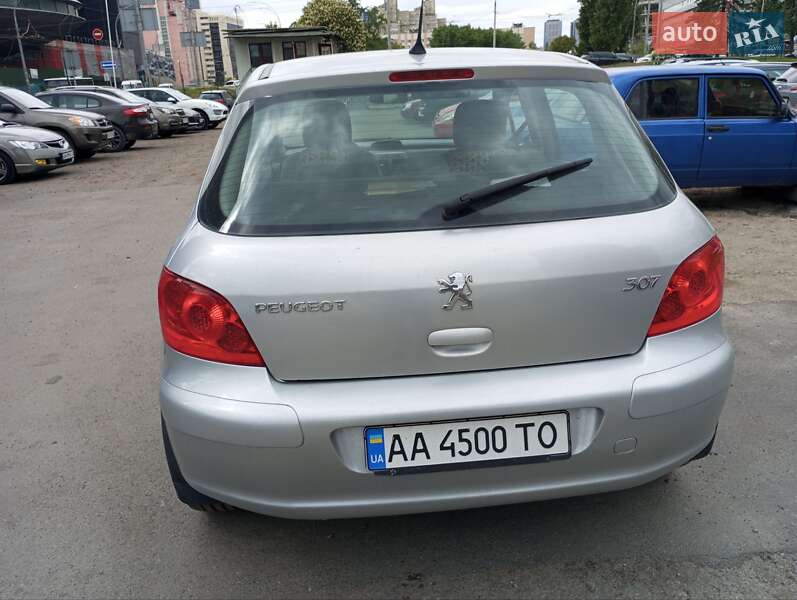 Хэтчбек Peugeot 307 2006 в Киеве
