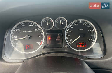 Хэтчбек Peugeot 307 2002 в 