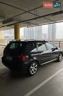 Хэтчбек Peugeot 307 2008 в 