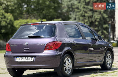 Хетчбек Peugeot 307 2003 в 