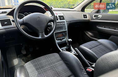 Хетчбек Peugeot 307 2003 в 