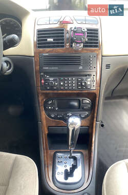 Хэтчбек Peugeot 307 2002 в 