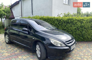 Хэтчбек Peugeot 307 2002 в 