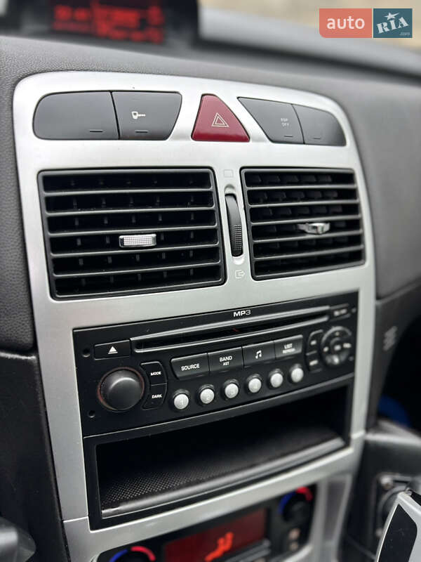 Универсал Peugeot 307 2006 в Тернополе