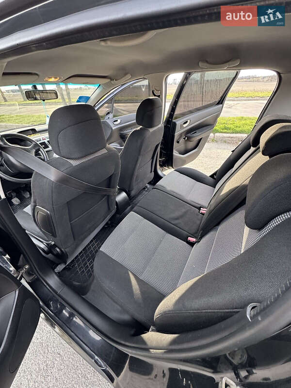 Хэтчбек Peugeot 307 2005 в Владимире