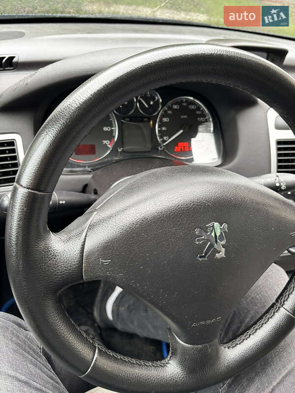 Универсал Peugeot 307 2006 в Тернополе