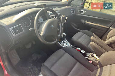 Универсал Peugeot 307 2004 в 