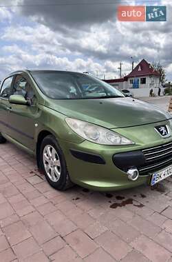 Хэтчбек Peugeot 307 2006 в Нетешине