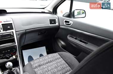 Универсал Peugeot 307 2005 в 
