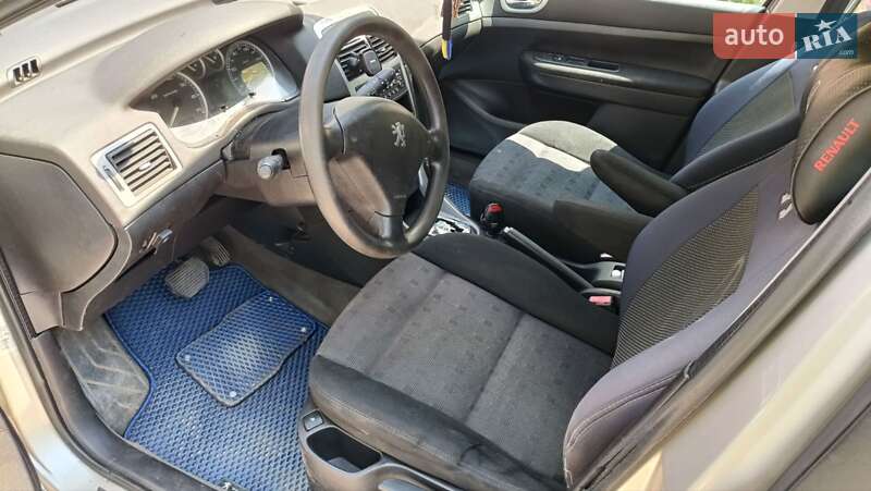 Универсал Peugeot 307 2004 в Арбузинке