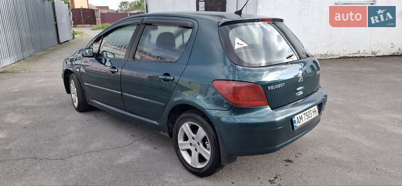 Хетчбек Peugeot 307 2003 в Звягелі