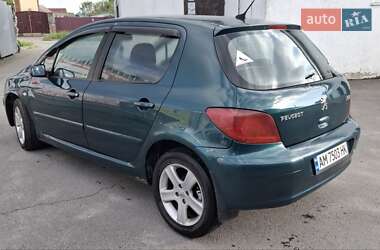 Хэтчбек Peugeot 307 2003 в  фото 3 Хэтчбек Peugeot 307 2003 в