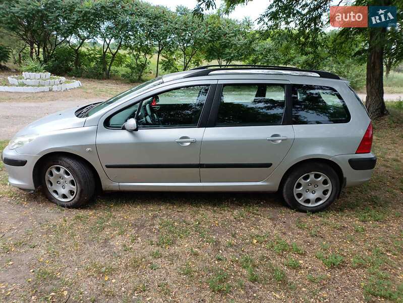 Универсал Peugeot 307 2007 в Новомосковске