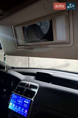 Хетчбек Peugeot 307 2003 в Дніпрі