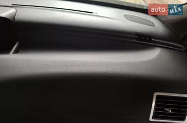 Хетчбек Peugeot 307 2003 в Дніпрі