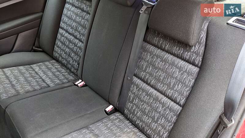 Хэтчбек Peugeot 307 2004 в Кривом Роге