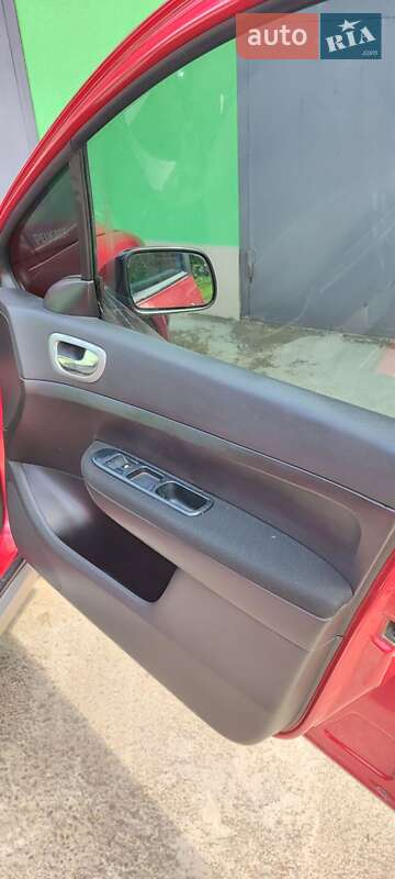 Универсал Peugeot 307 2003 в Немирове фото 4 Универсал Peugeot 307 2003 в Немирове