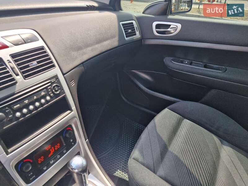 Хетчбек Peugeot 307 2006 в Миколаєві